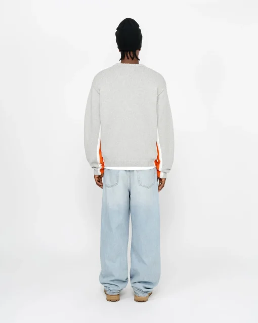 CONTRAST STRIPE CREW
